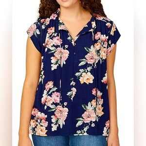 Buffalo | Size Large | Blue Floral | Business casual top |